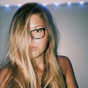 Meet your Posher, Aubrye